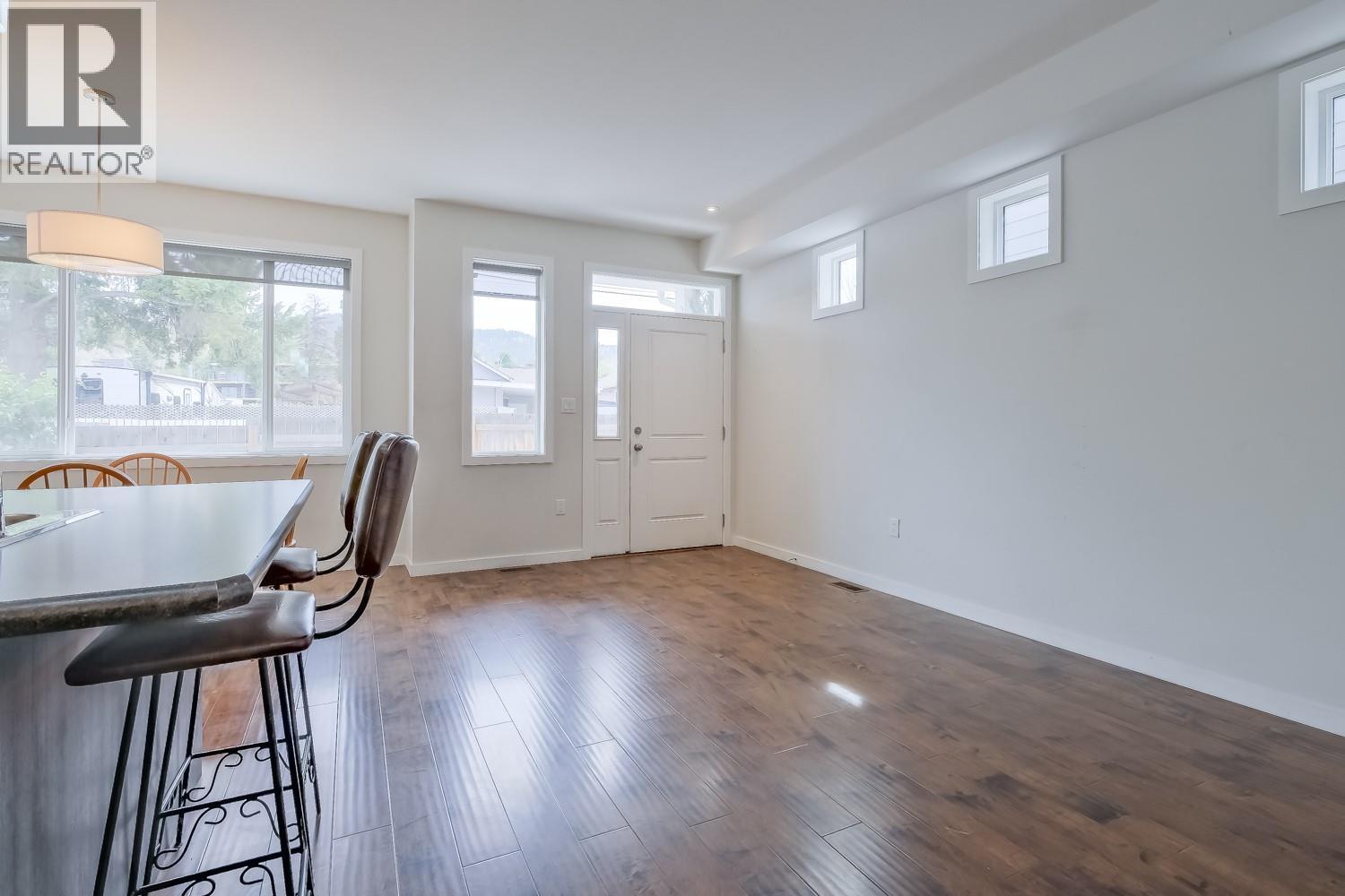 #102 424 BRAID Street - 13