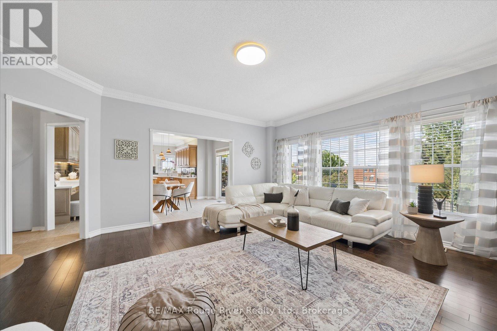 8 BRIGGS CRESCENT - 15