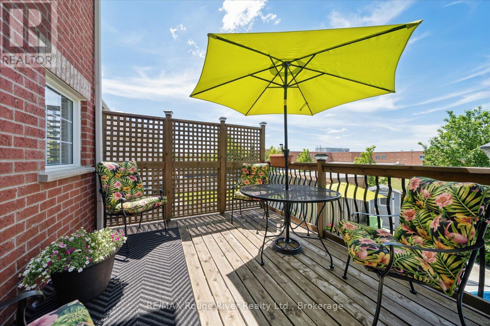 8 BRIGGS CRESCENT - 41