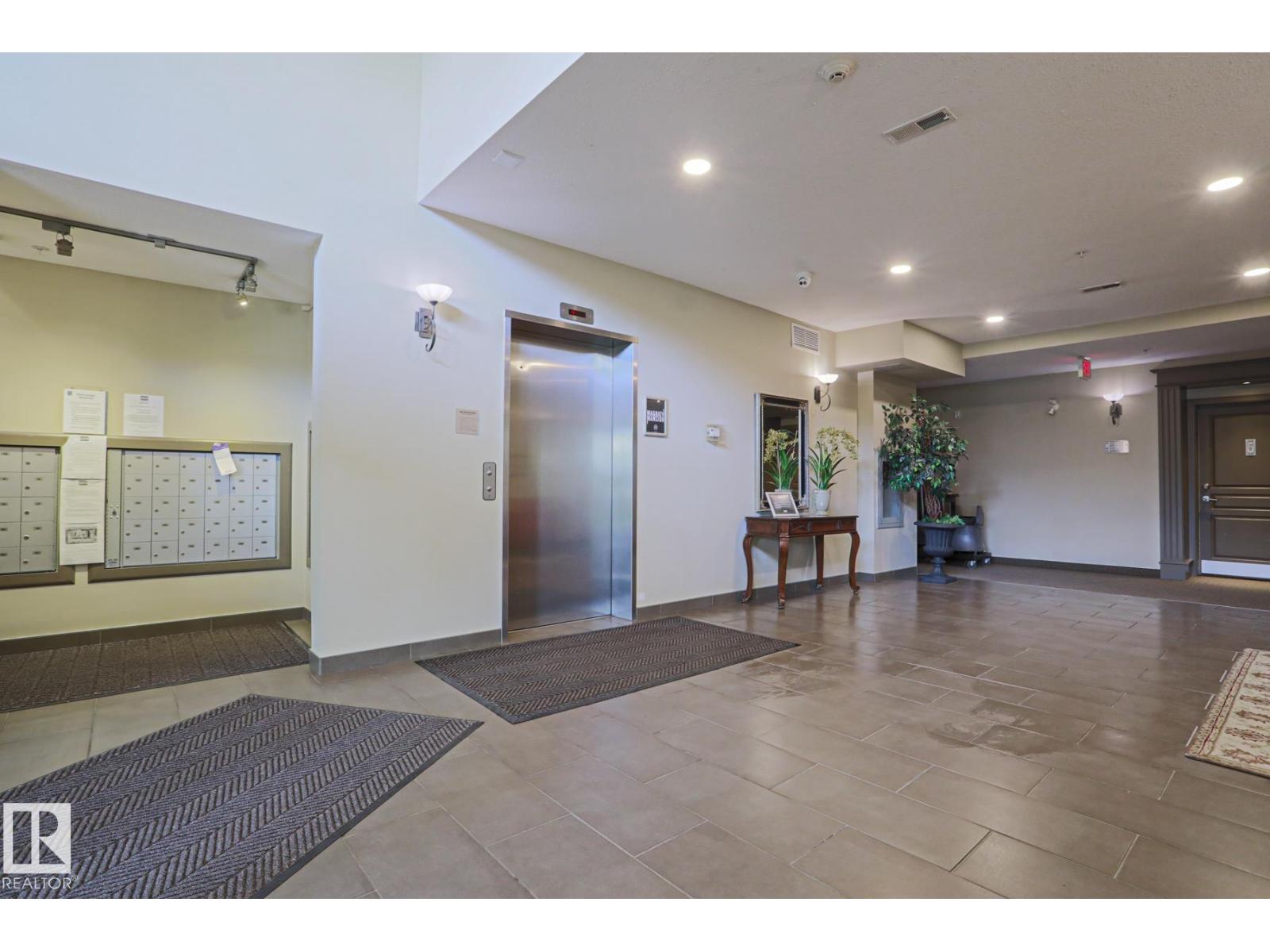 #117 160 MAGRATH RD NW - 25