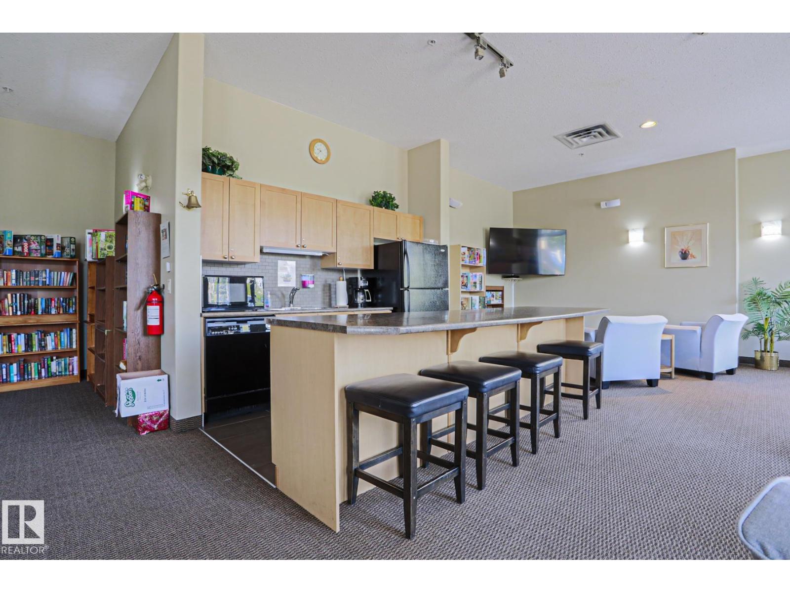 #117 160 MAGRATH RD NW - 19