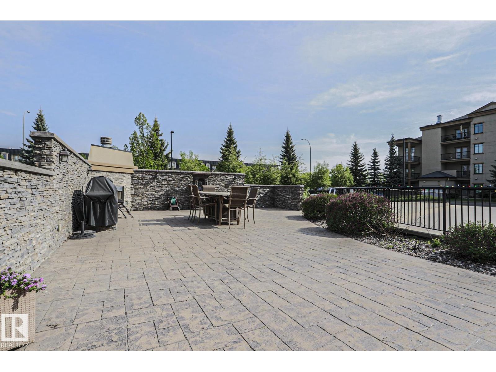 #117 160 MAGRATH RD NW - 27