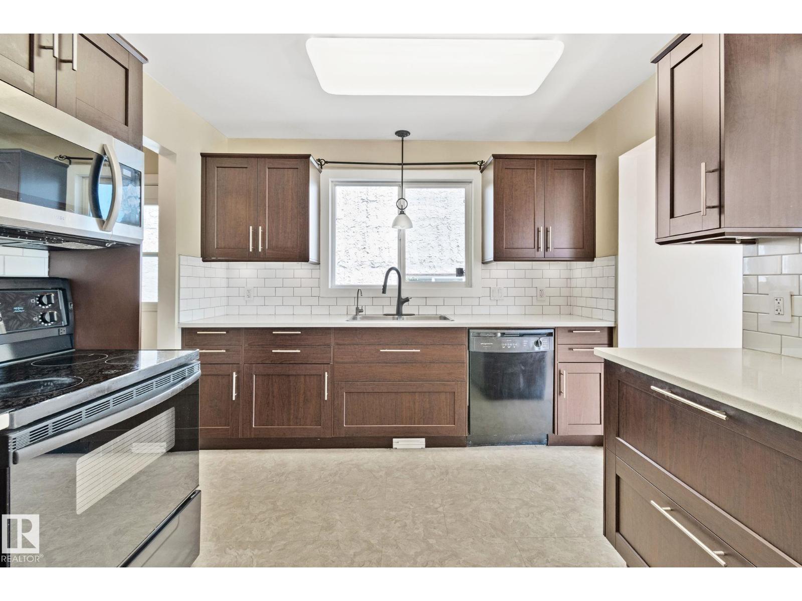 2730 138A AV NW - 13