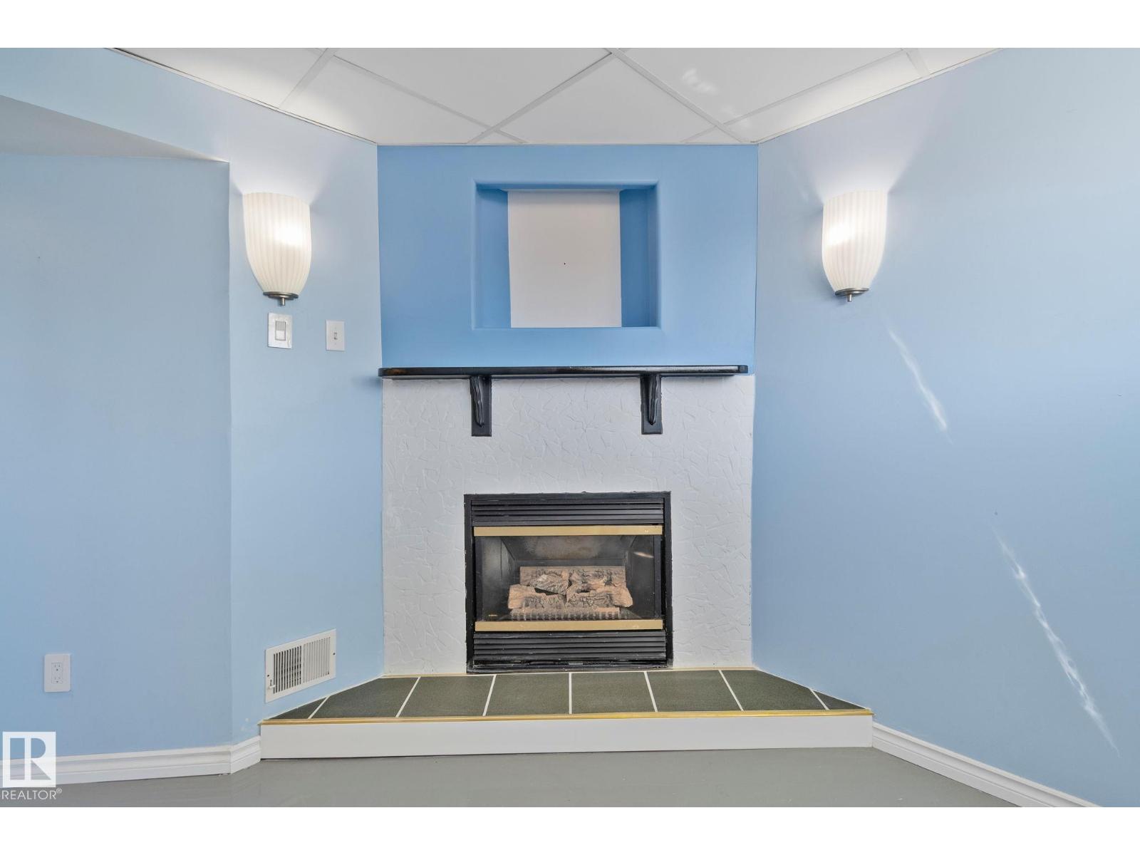 2730 138A AV NW - 27