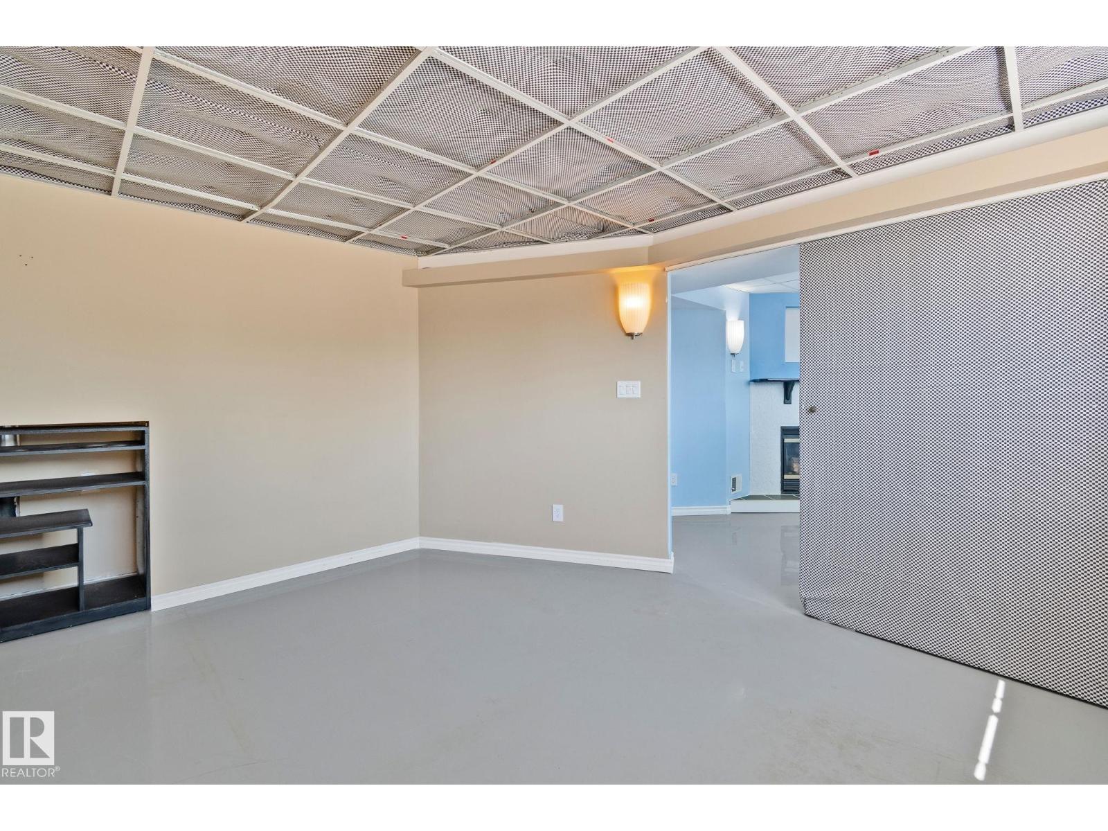2730 138A AV NW - 30