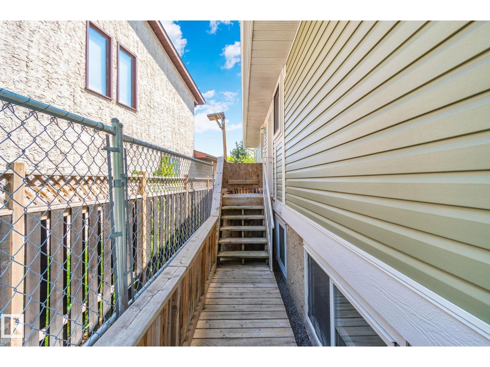 2730 138A AV NW - 38
