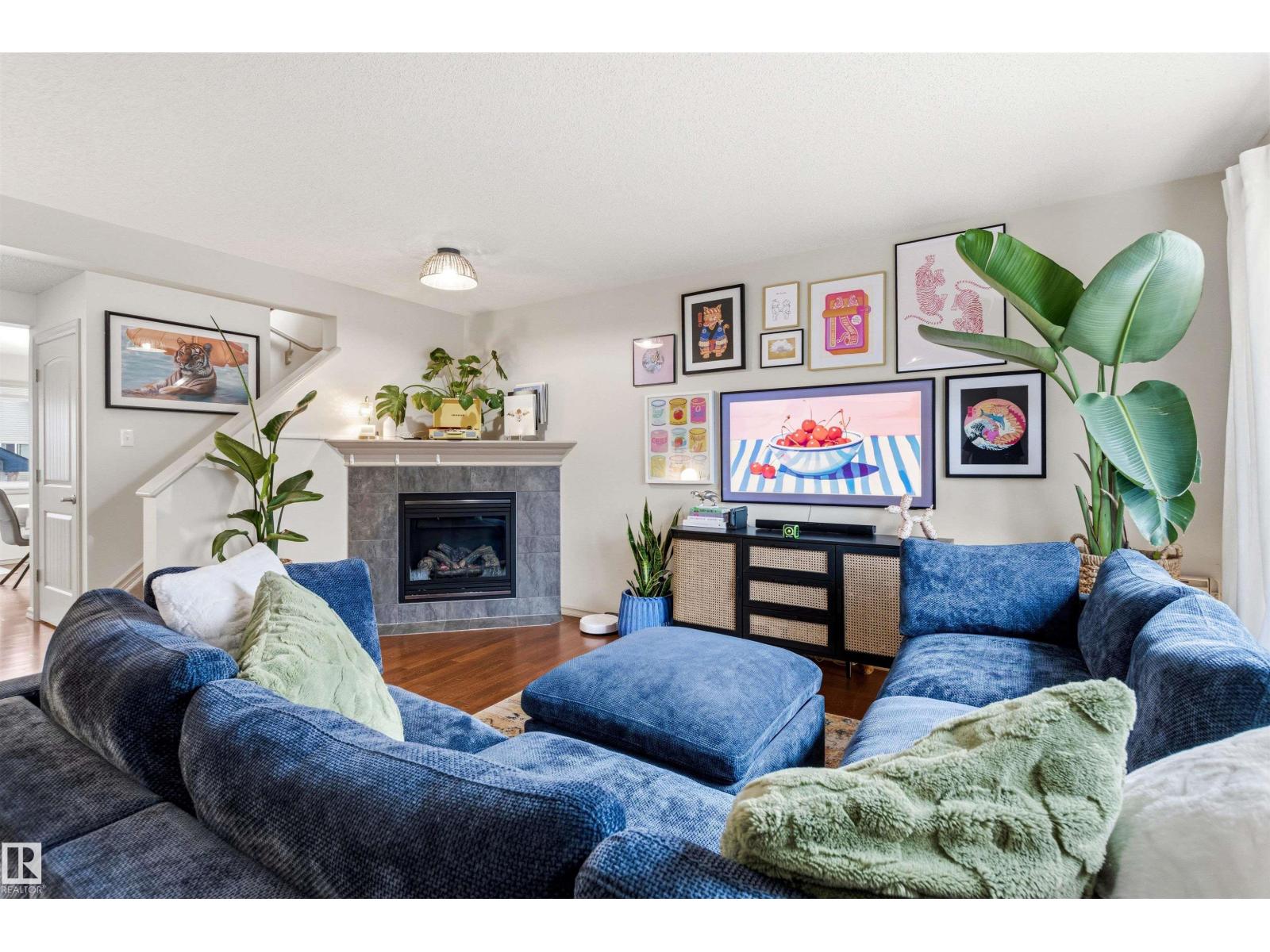 14807 141 ST NW - 11