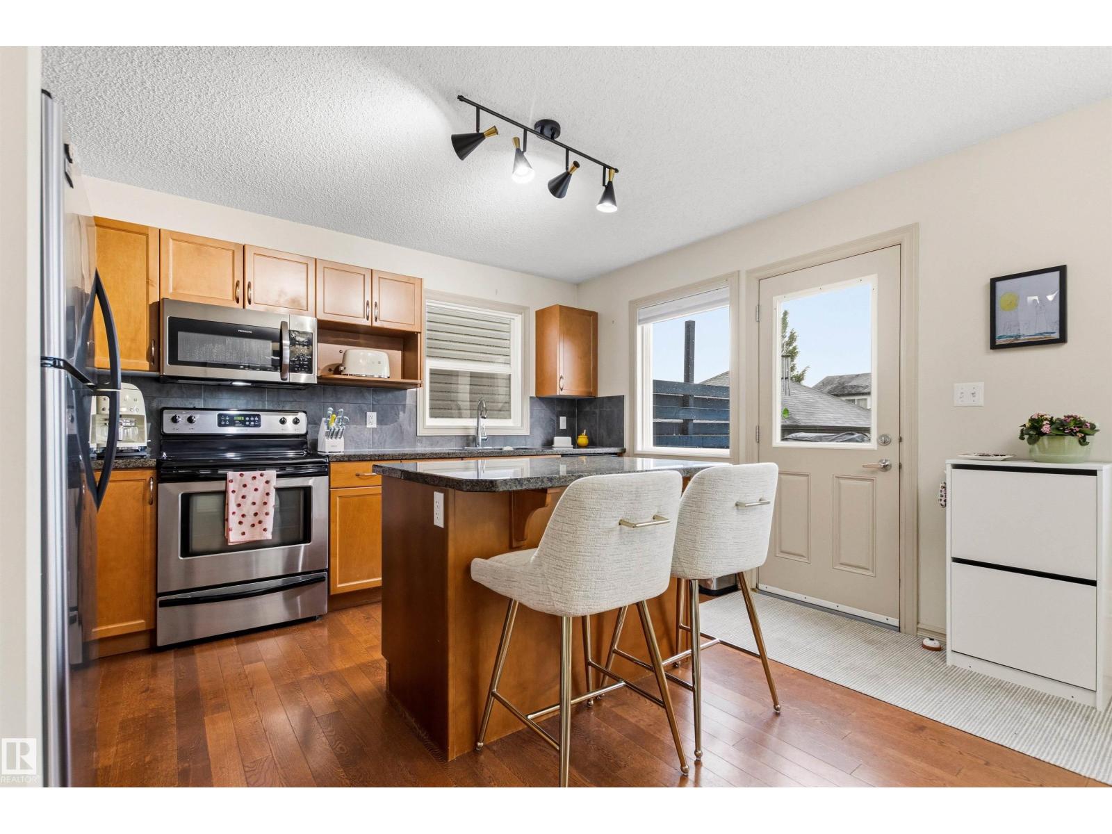 14807 141 ST NW - 17