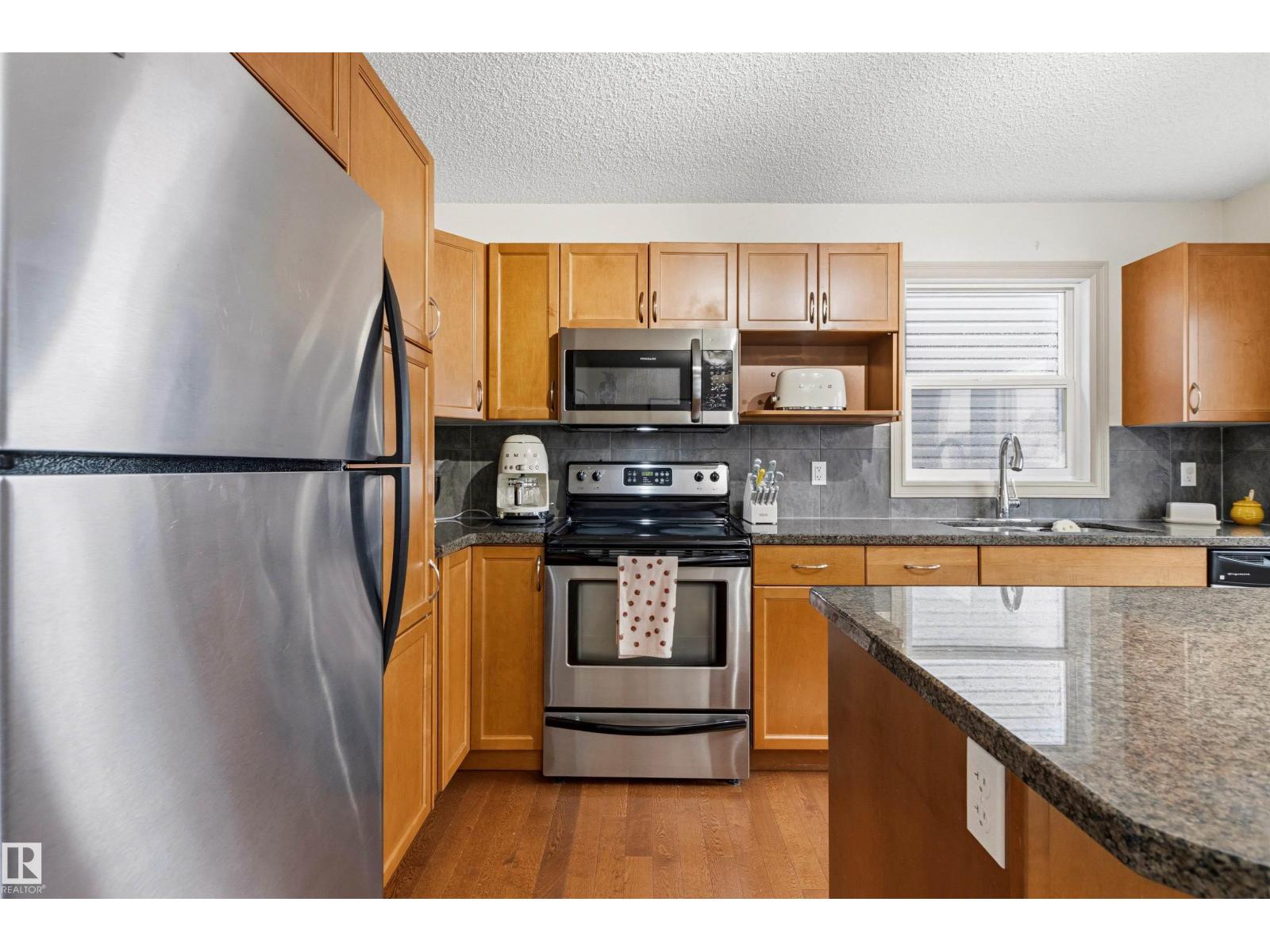 14807 141 ST NW - 23