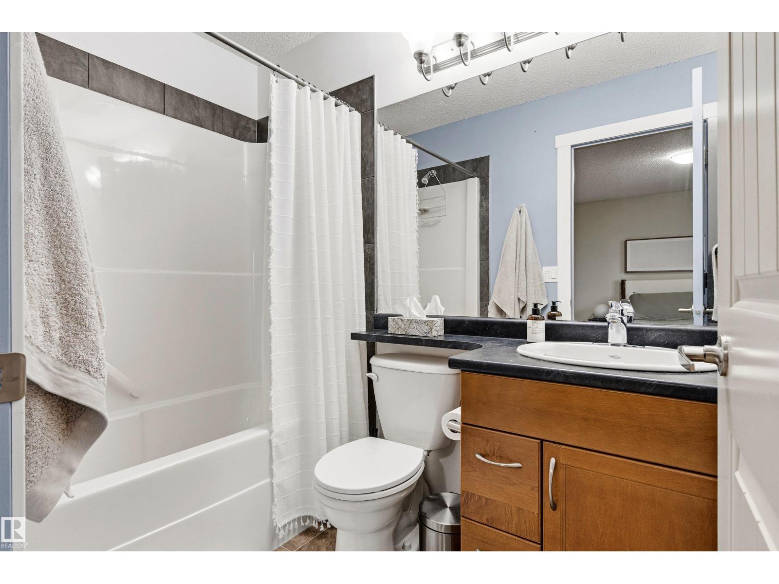 14807 141 ST NW - 37