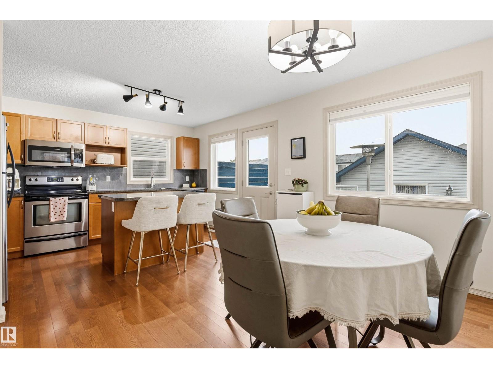 14807 141 ST NW - 27