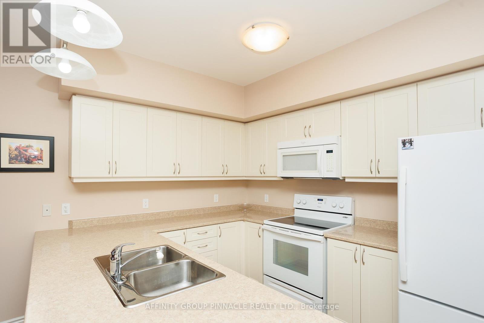 #103 94 FRANCIS STREET W - 13