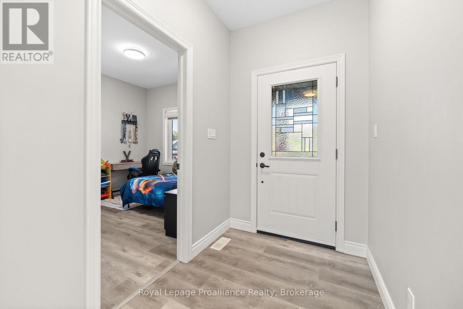 41 SINGLETON STREET - 4