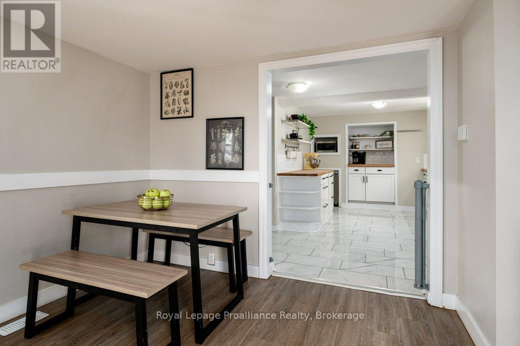 327 SIDNEY STREET - 13