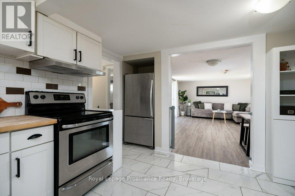 327 SIDNEY STREET - 17