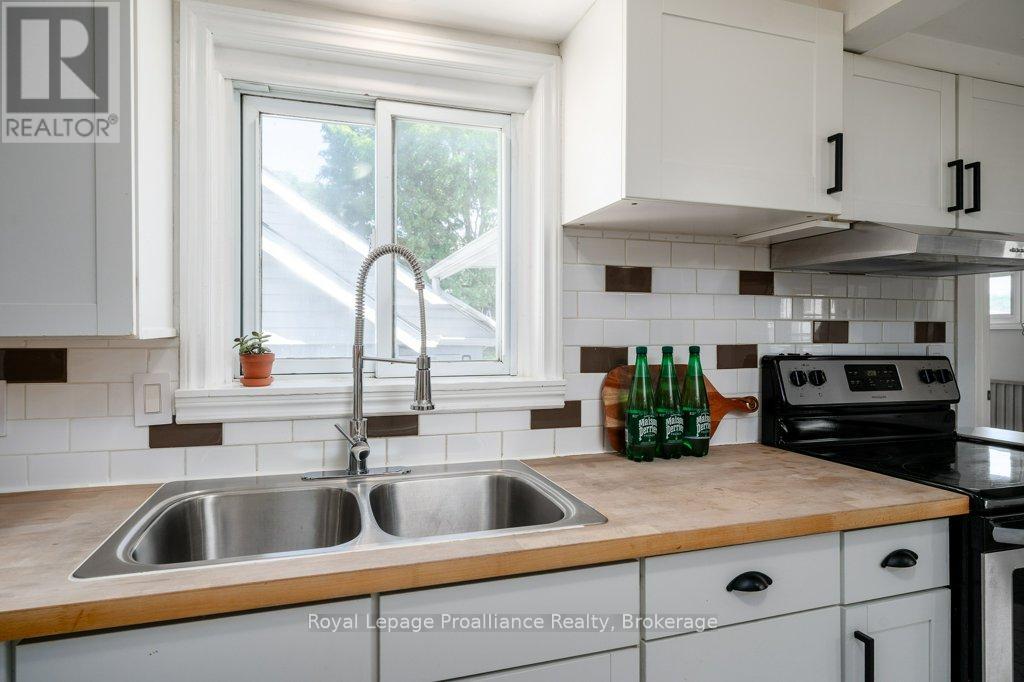 327 SIDNEY STREET - 20