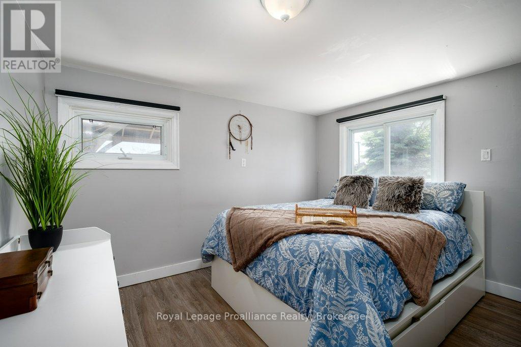 327 SIDNEY STREET - 22