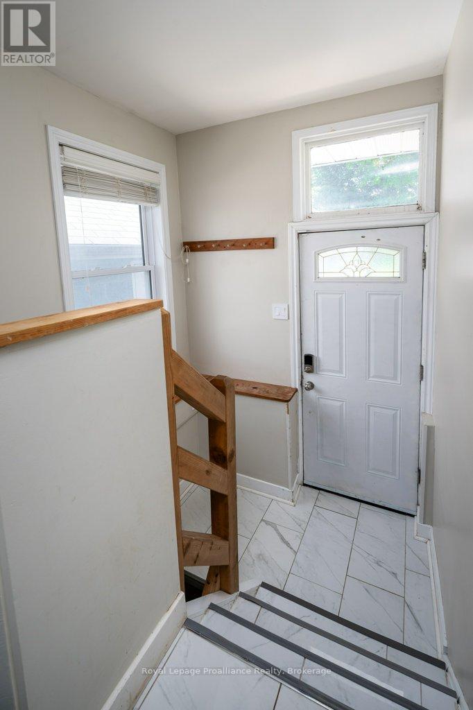327 SIDNEY STREET - 29