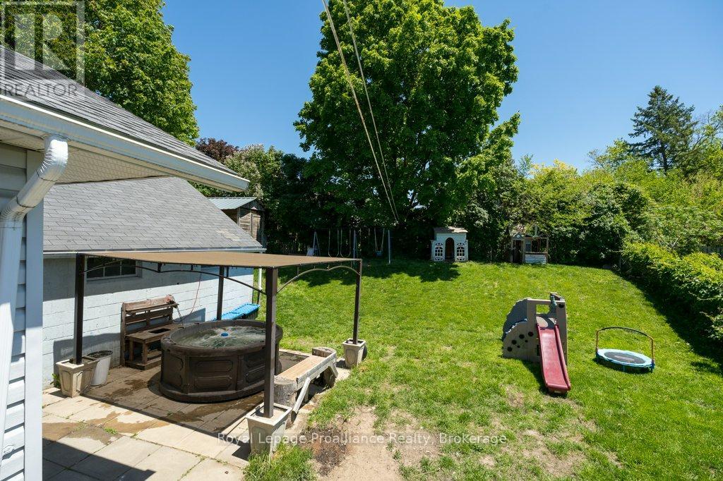 327 SIDNEY STREET - 45
