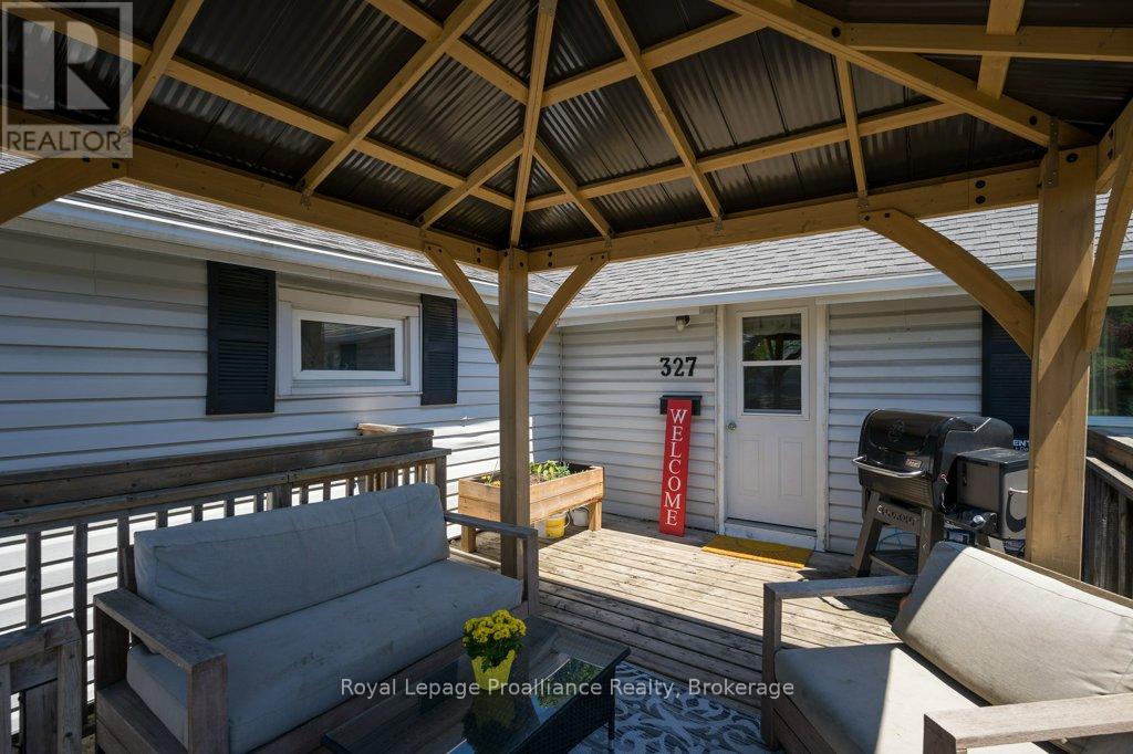327 SIDNEY STREET - 6
