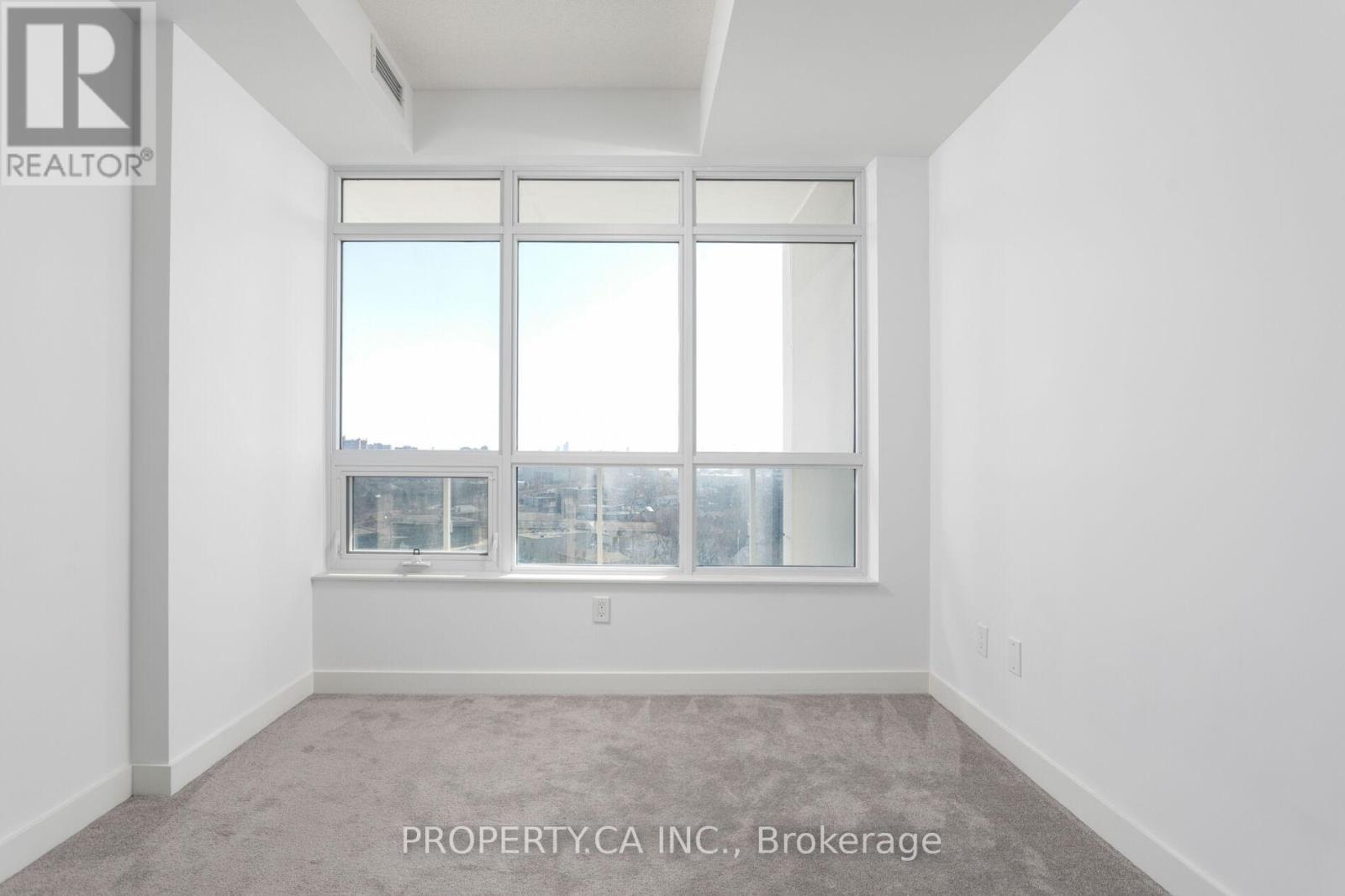 #1102 10 WILBY CRESCENT - 22