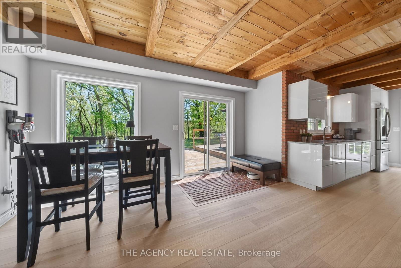 7904 KATHARINE CRESCENT - 14