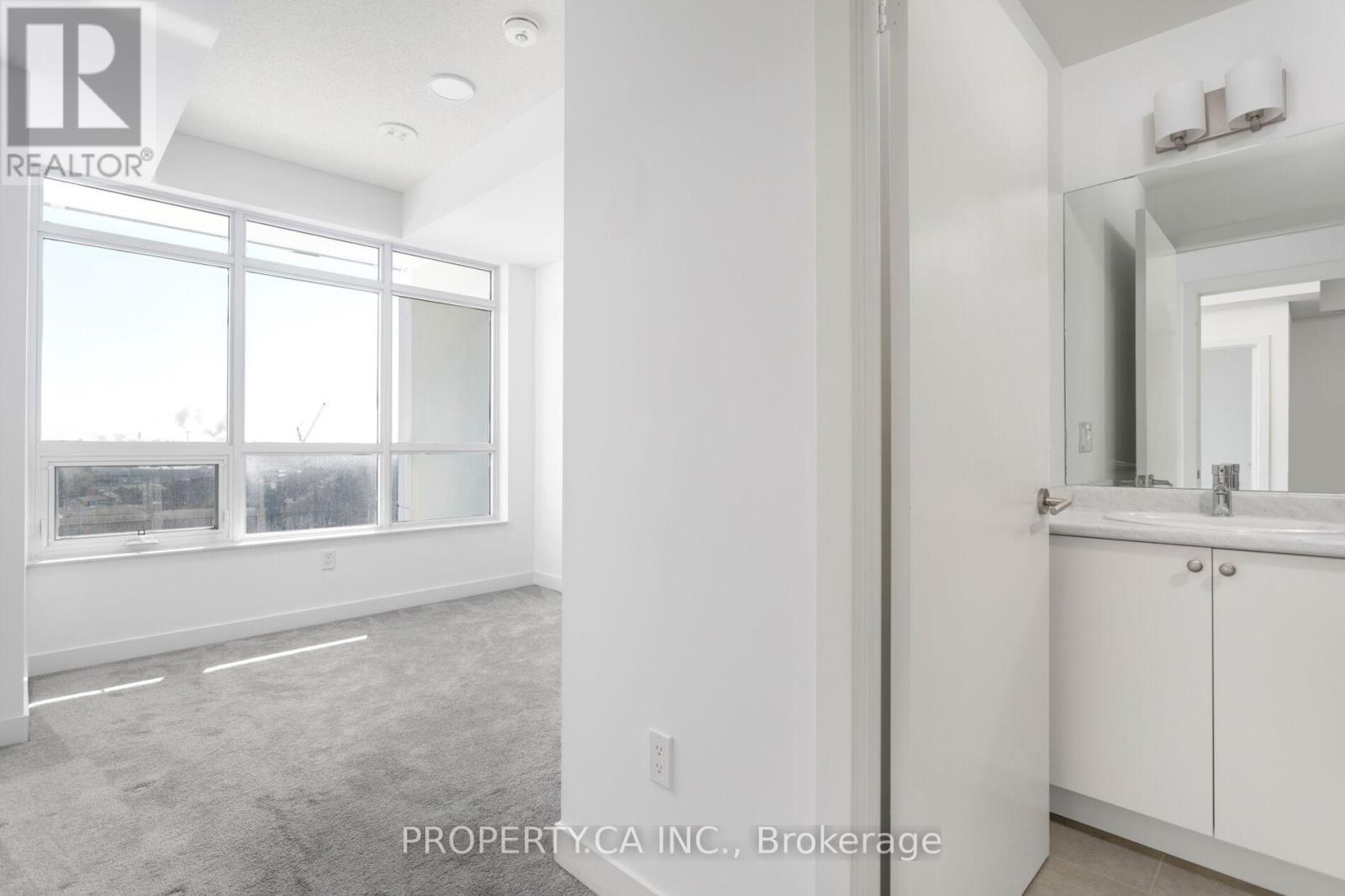 #1102 10 WILBY CRESCENT - 23