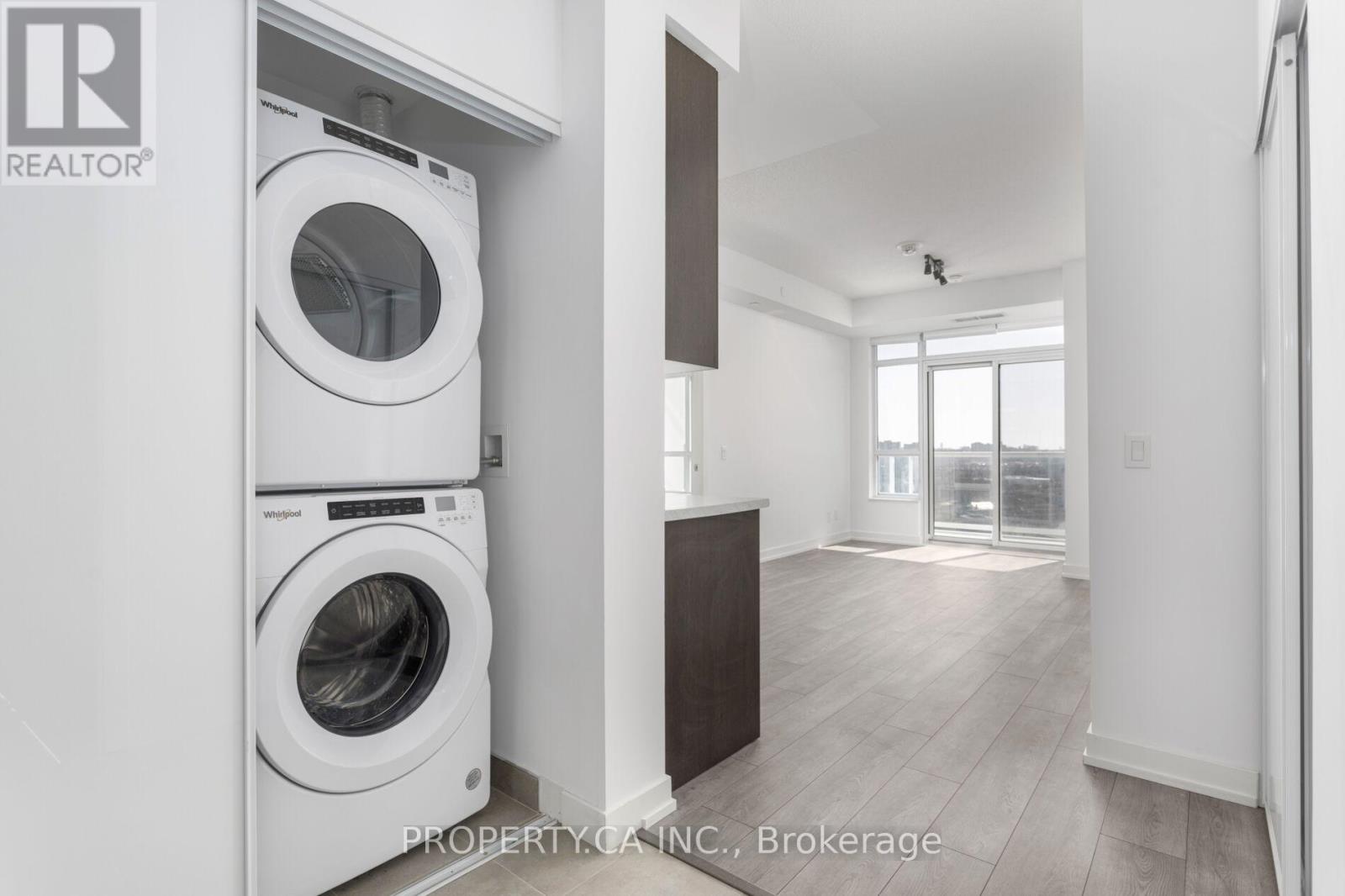 #1102 10 WILBY CRESCENT - 28
