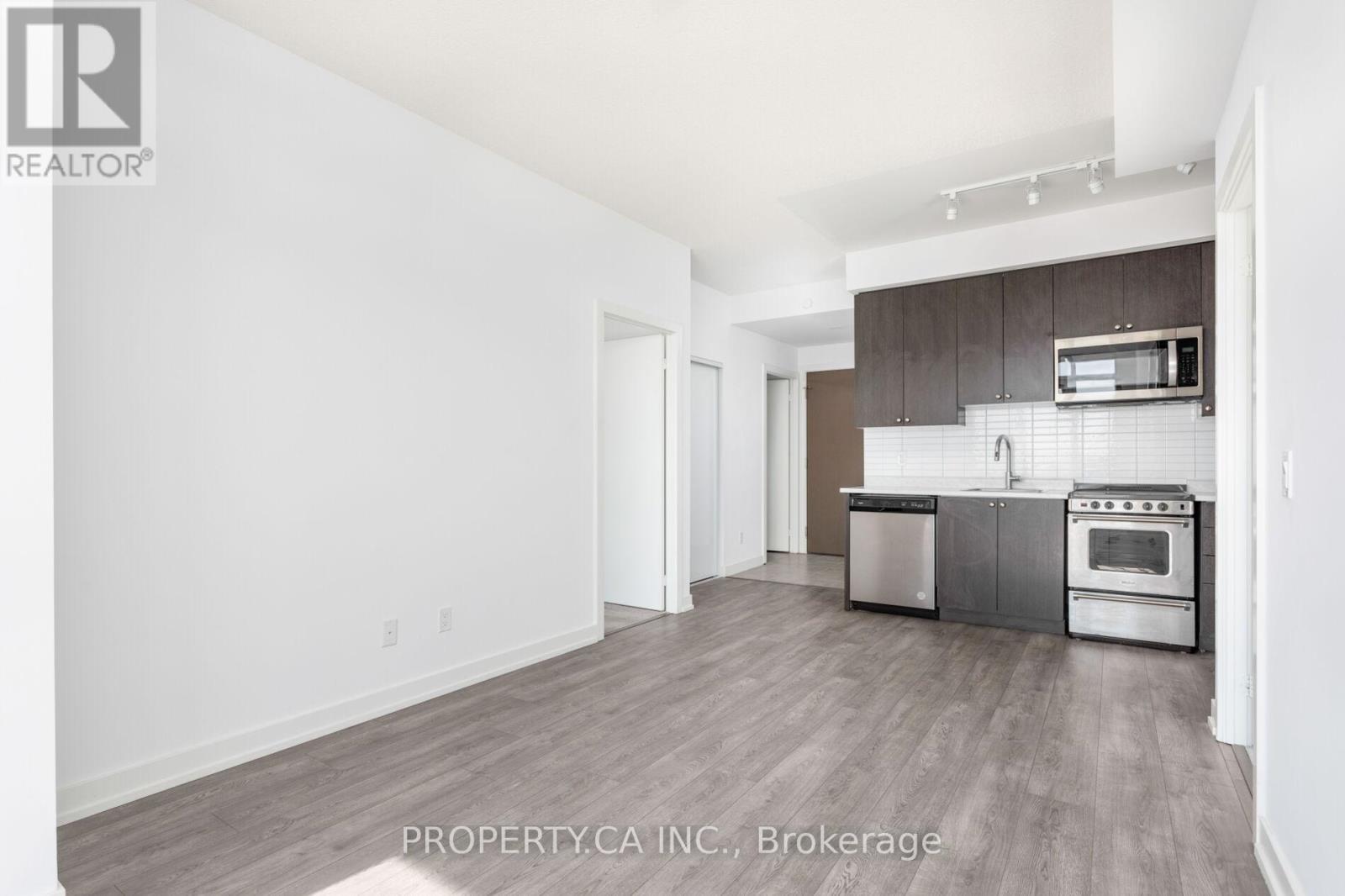 #1102 10 WILBY CRESCENT - 15