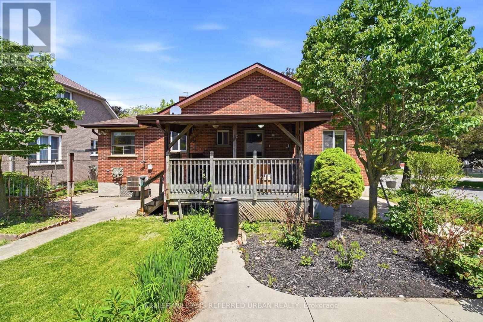 149 BURNDALE AVENUE - 32