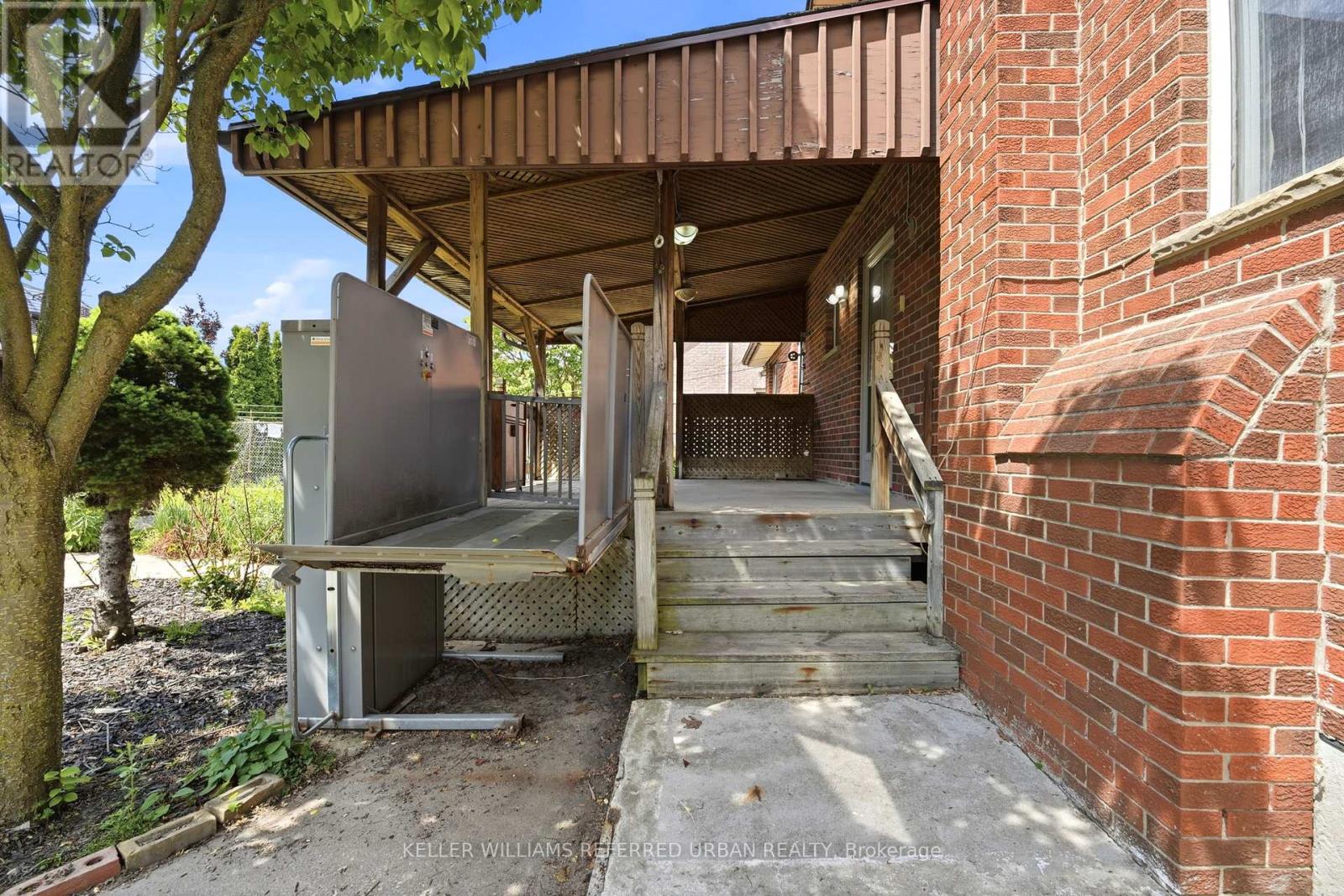 149 BURNDALE AVENUE - 38