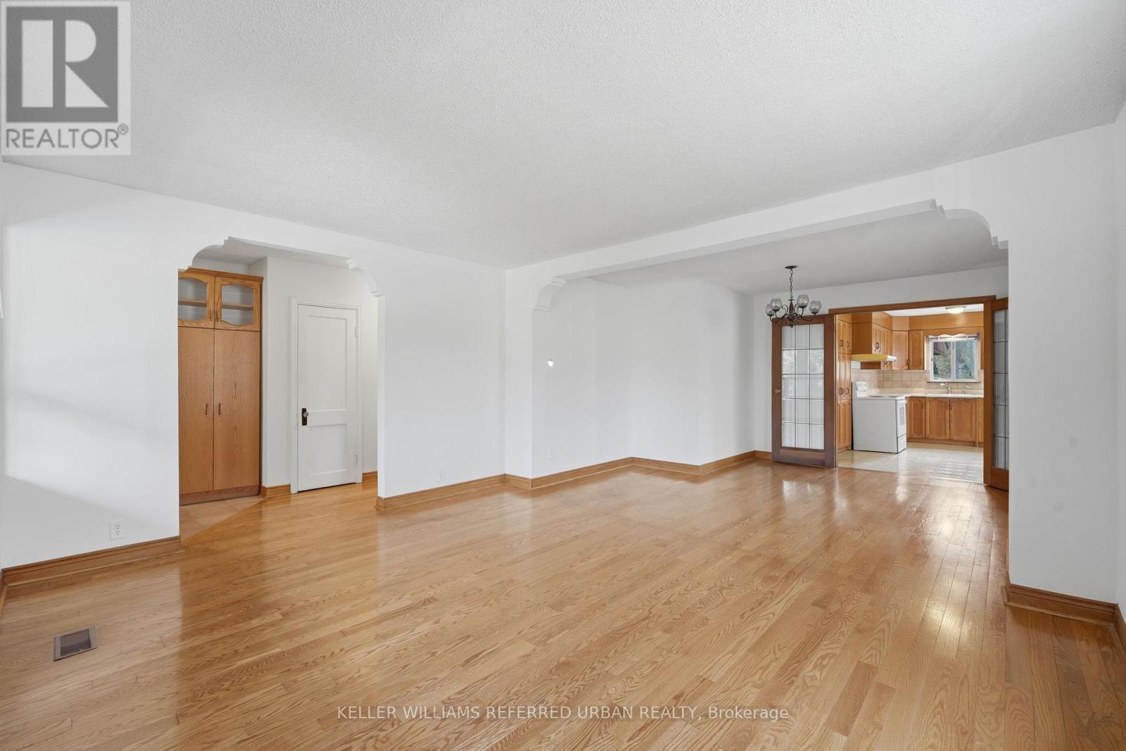 149 BURNDALE AVENUE - 9