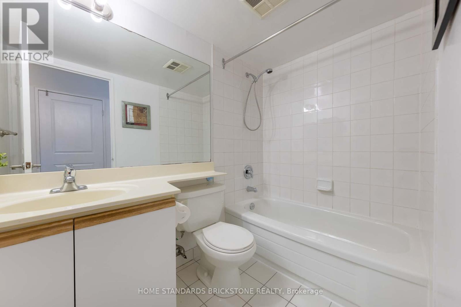 #909 35 EMPRESS AVENUE - 19
