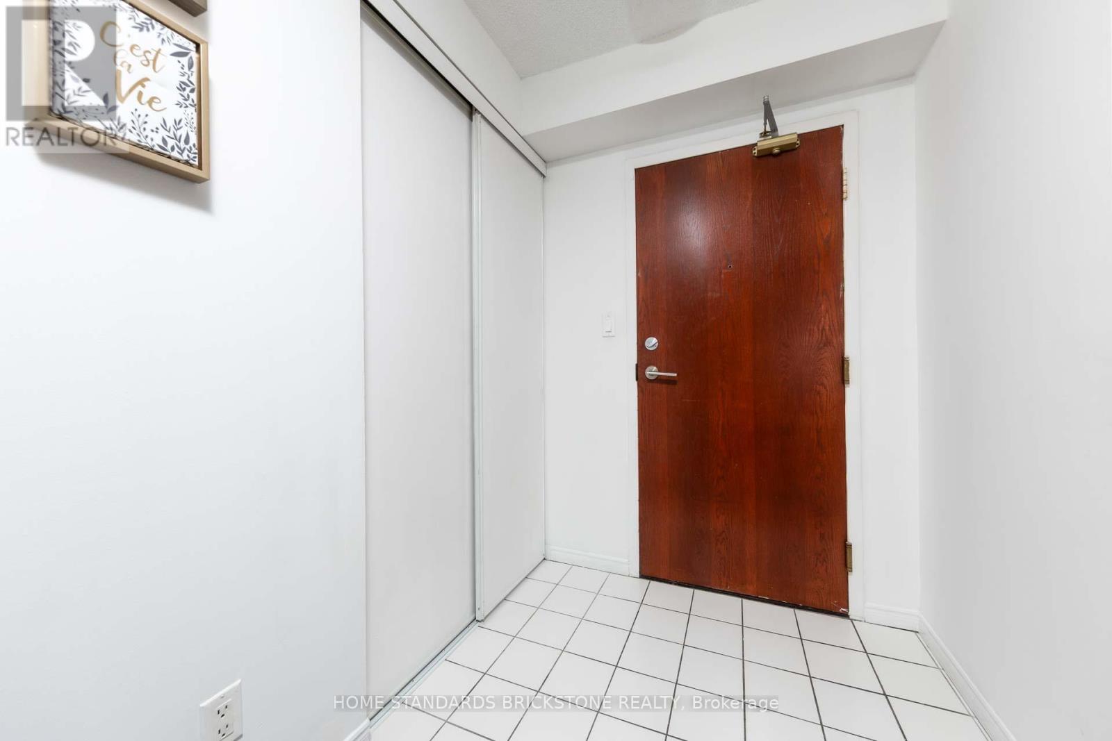 #909 35 EMPRESS AVENUE - 3