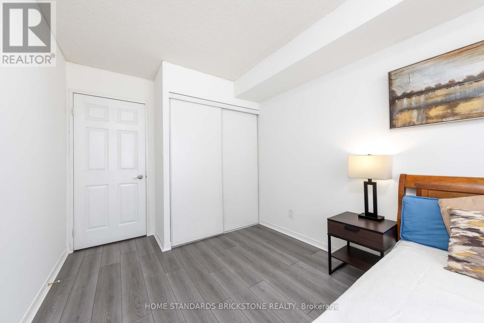 #909 35 EMPRESS AVENUE - 6