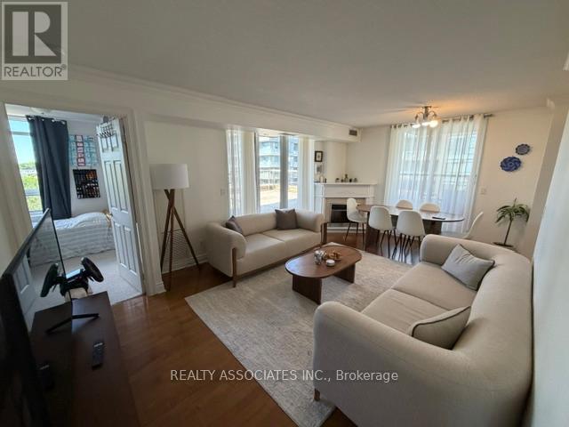 #506 18 KENASTON GARDENS NE - 11