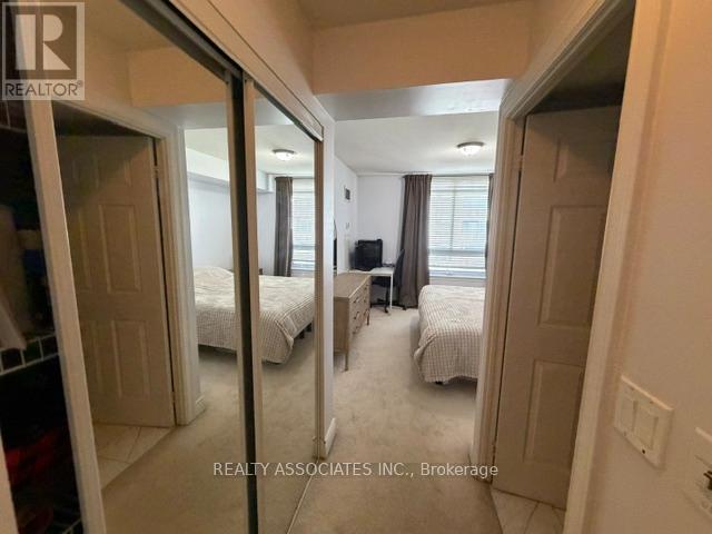 #506 18 KENASTON GARDENS NE - 17