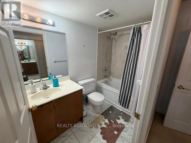 #506 18 KENASTON GARDENS NE - 24