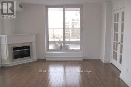 #506 18 KENASTON GARDENS NE - 30