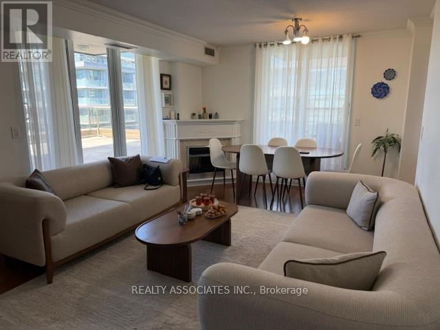 #506 18 KENASTON GARDENS NE - 9