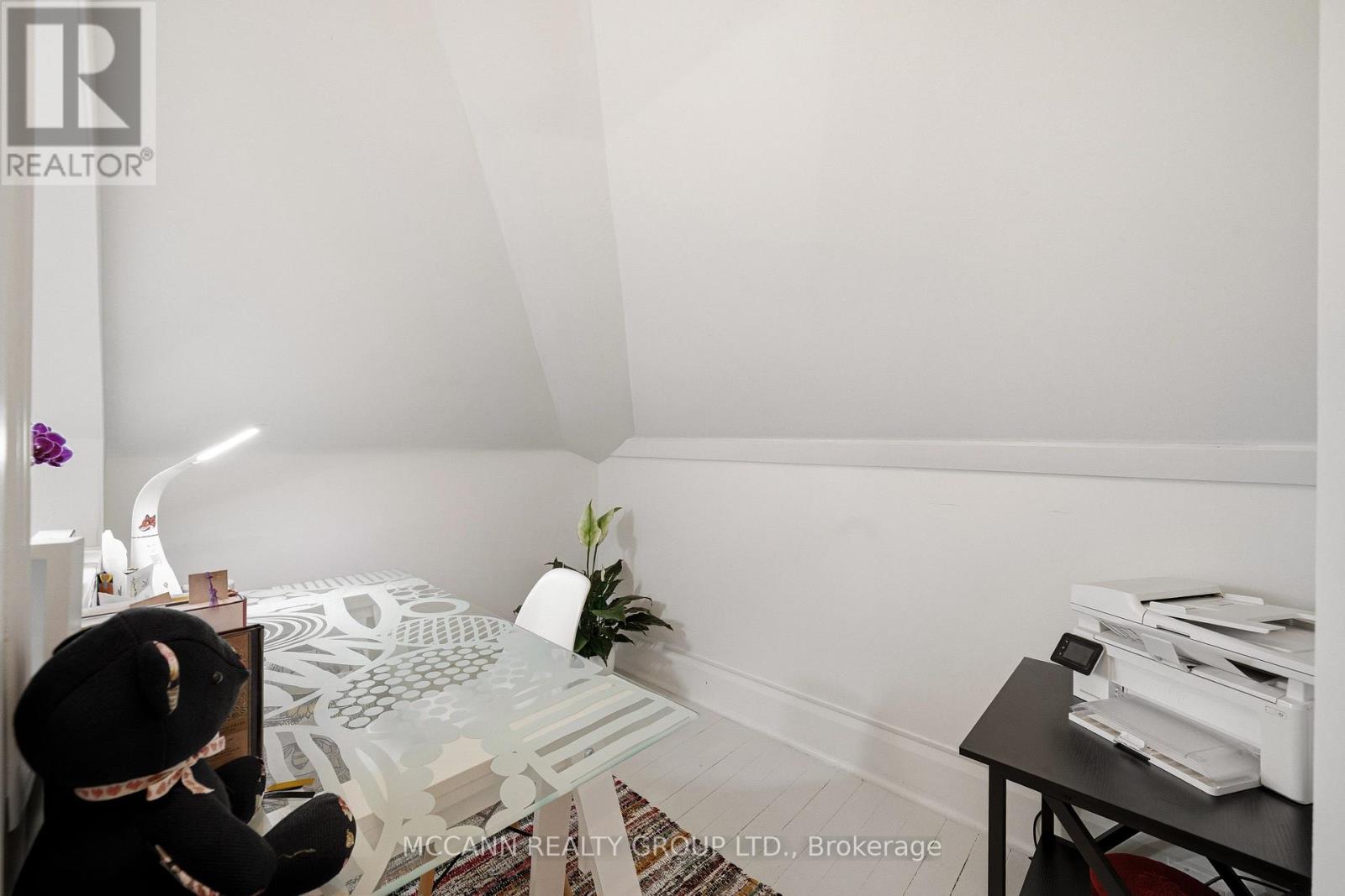 1396 MOUNT PLEASANT ROAD - 25