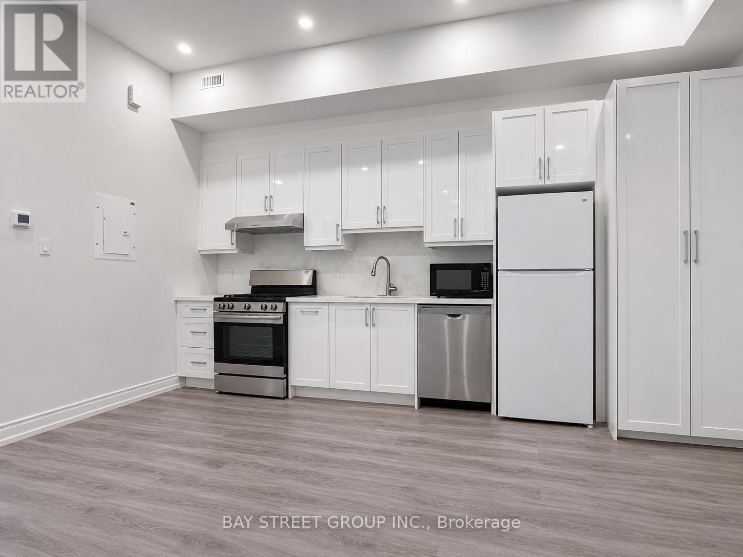 Listing photo of C - 442 SPADINA AVENUE