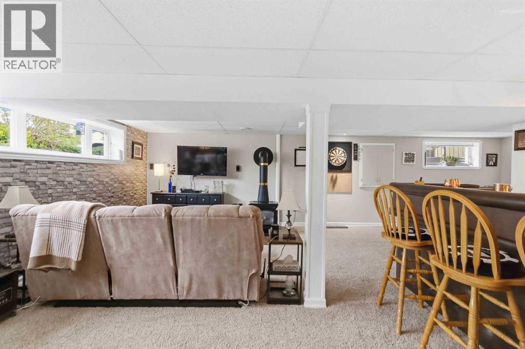 441 Signal Road, Fort McMurray