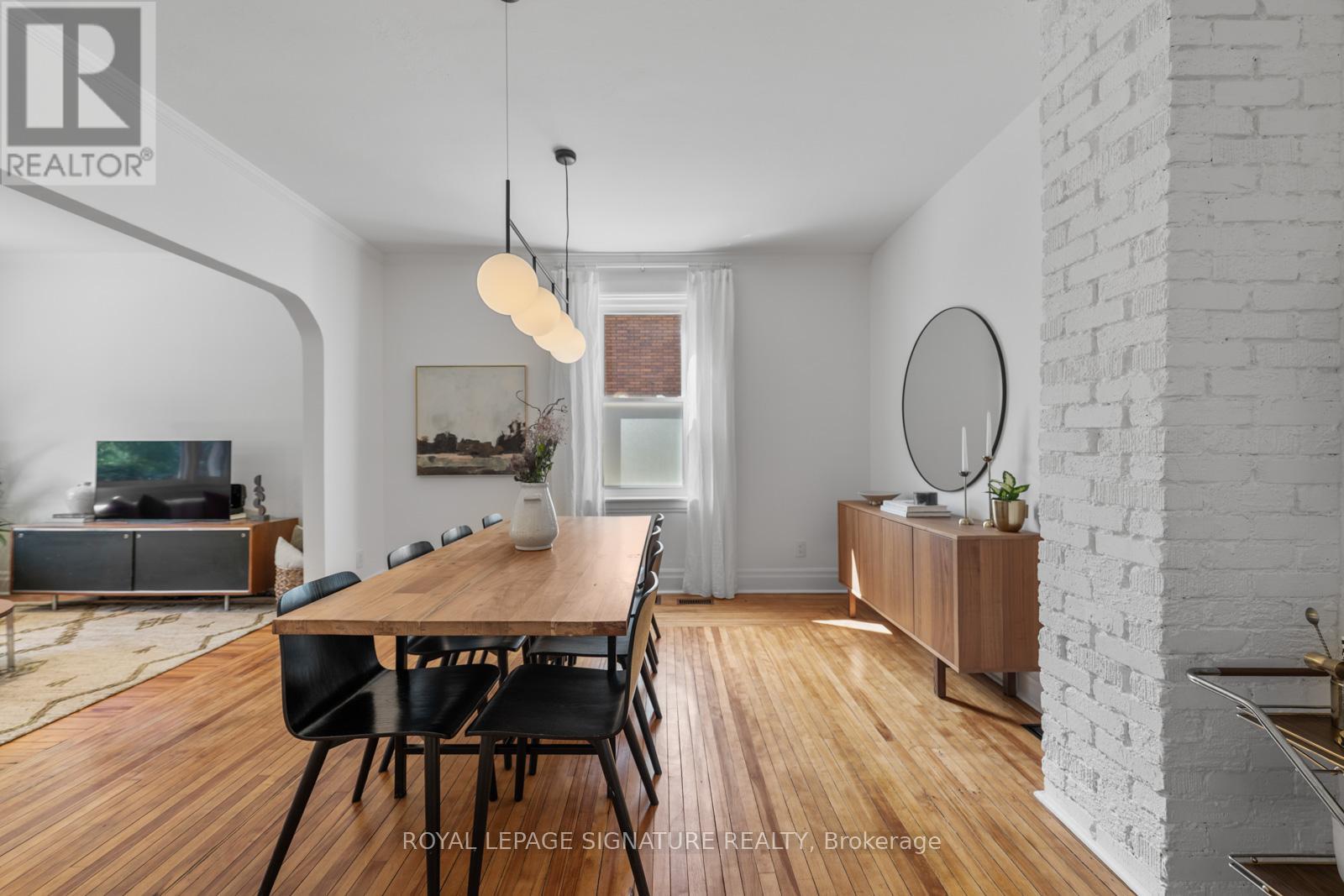 4 KIMBERLEY AVENUE - 12