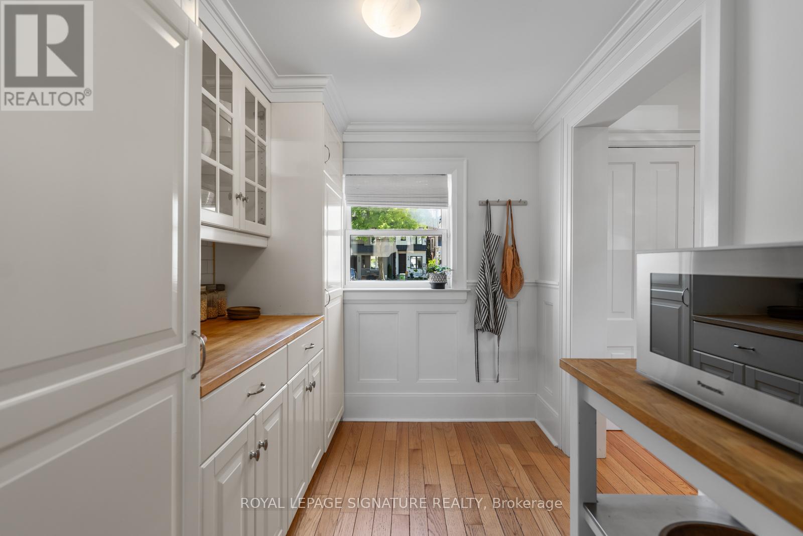 4 KIMBERLEY AVENUE - 22
