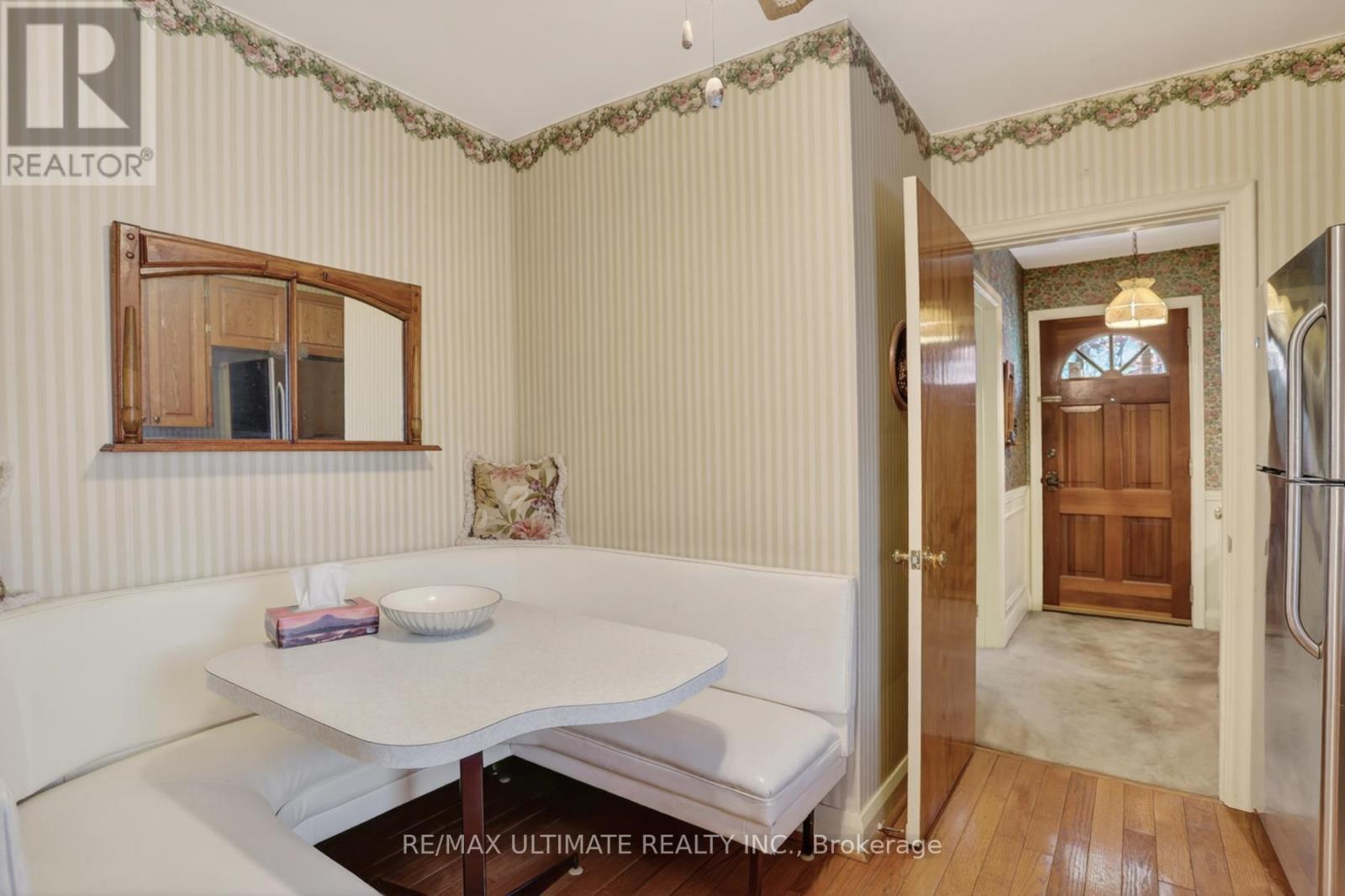 20 CORINNE CRESCENT