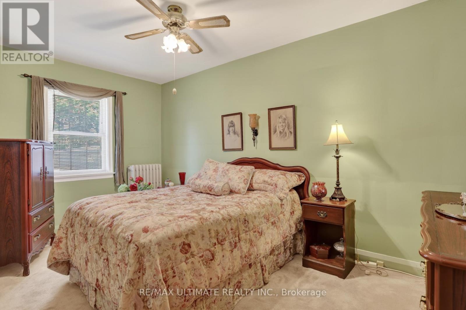 20 CORINNE CRESCENT - 15