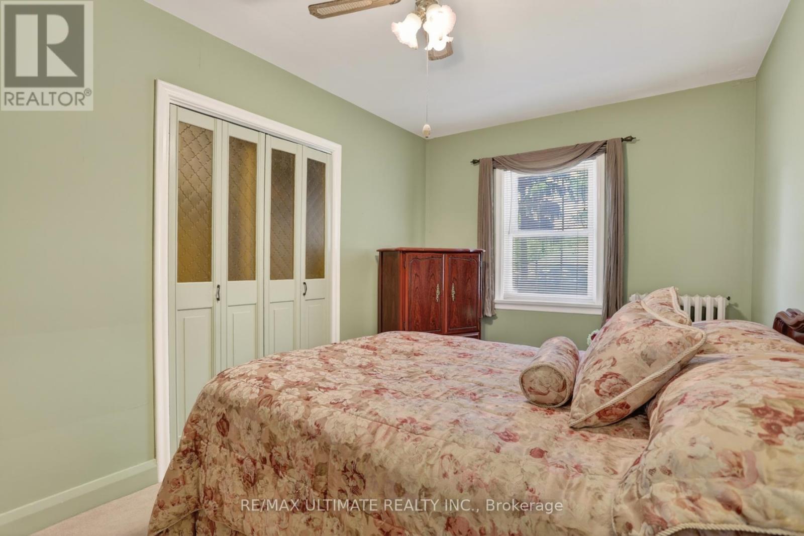 20 CORINNE CRESCENT - 41
