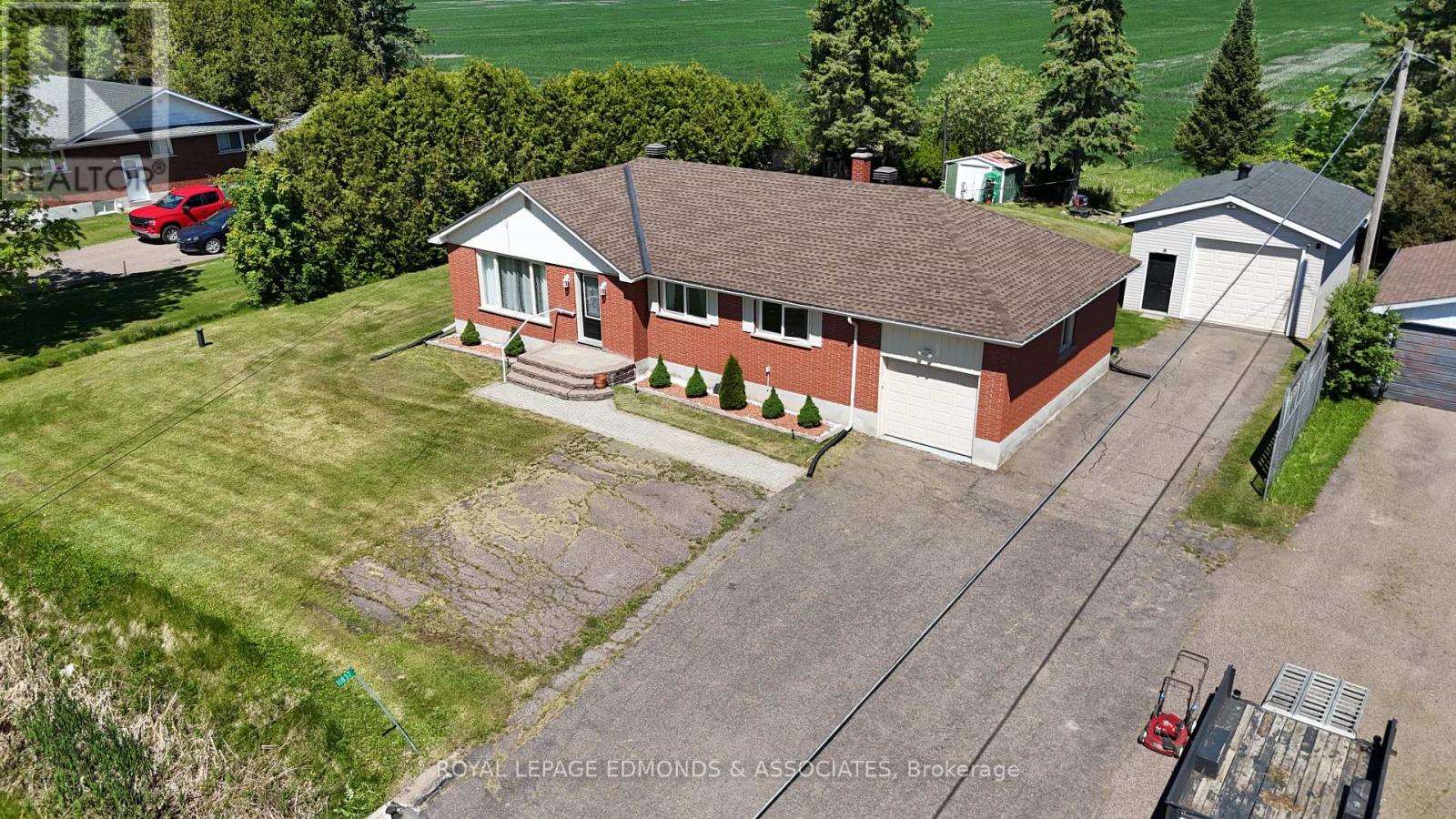 11837 ROUND LAKE ROAD - 4