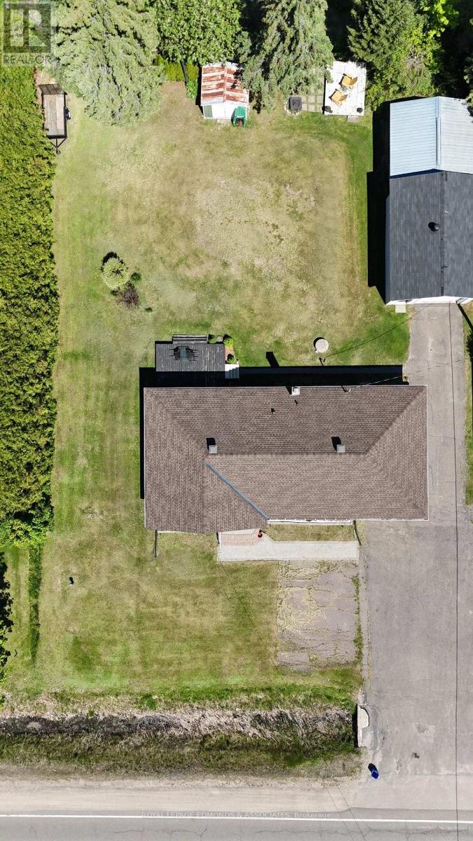 11837 ROUND LAKE ROAD - 47